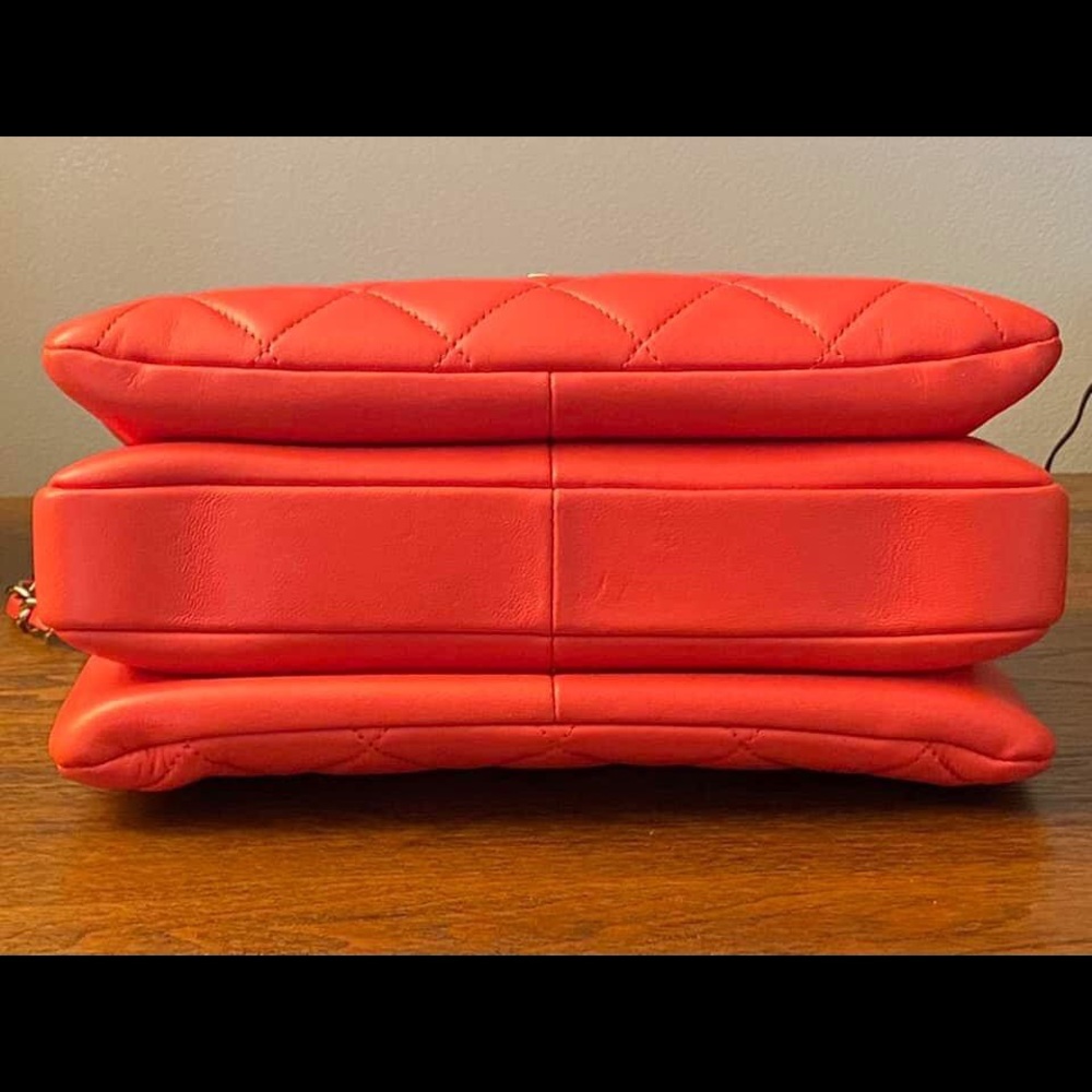 Trendy CCTop HandleFlap BagRed/Coral Lambskin LGHW - Picture 6 of 11